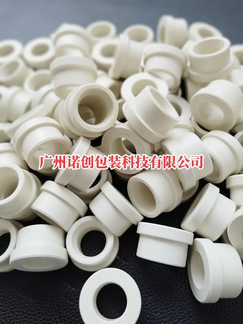 这世界上,没有既赚钱又体面的事儿,所有的体面,都是赚了钱之后